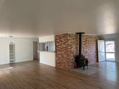 Main picture of 995 Butler Ave
