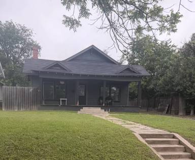 Main picture of 3007 Parrott Ave