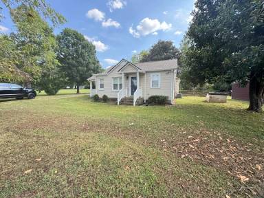 Main picture of 6906 Hickory Ridge Rd