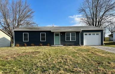 Main picture of 221 E Cherry St