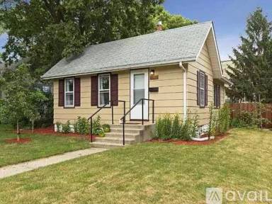 Main picture of 4651 18th Ave S