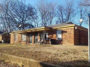 Main picture of 114 Kirk Ave