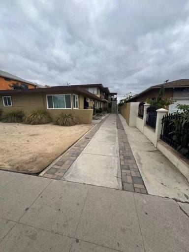 Main picture of 4327 Altadena Ave