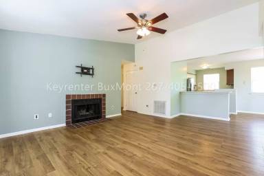 Main picture of 601 Rose Hollow Dr
