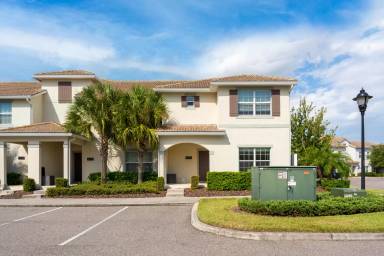Main picture of 3051 Gatsby St