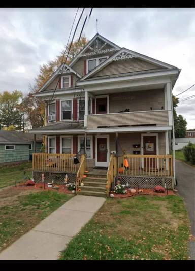 Main picture of 14 Saint Lawrence St