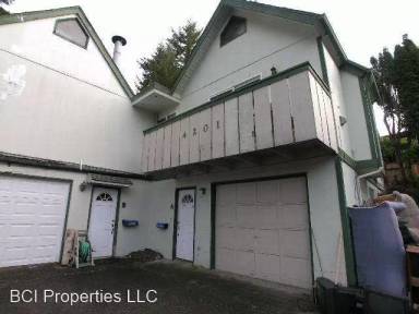 Main picture of 4201 67th Ave W
