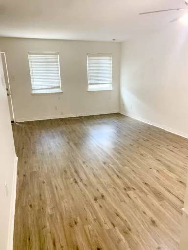 Main picture of 4023 Division St