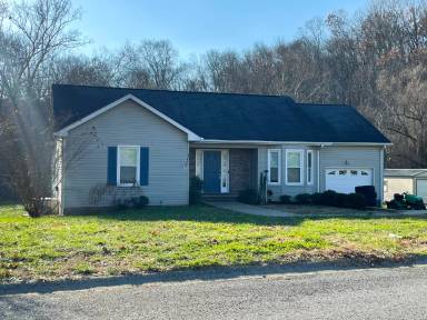 Main picture of 3354 Clearwater Dr