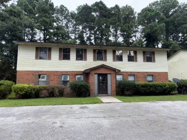 Main picture of 2510 Commerce Rd
