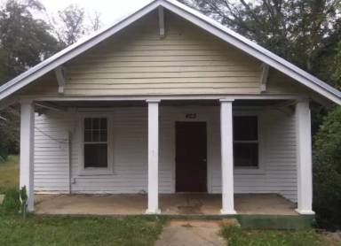 Main picture of 423 N 6th St
