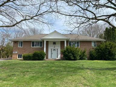 Main picture of 187 Buffington Rd