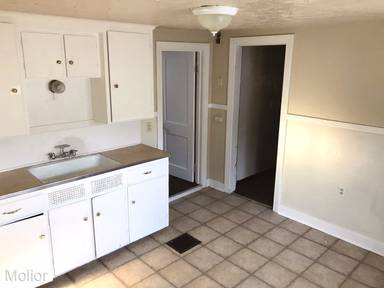 Main picture of 214 Hagen St