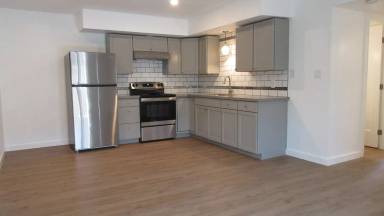 Main picture of 301 E Ludlow Dr