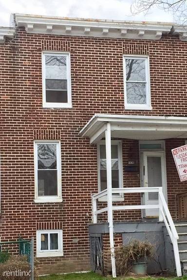 Main picture of 2303 Aisquith St