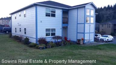 Main picture of 1460 SE Willow Dr