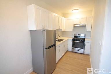 Main picture of 407 S Gramercy Pl