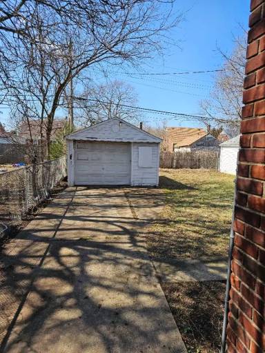 Main picture of 12505 Laing St