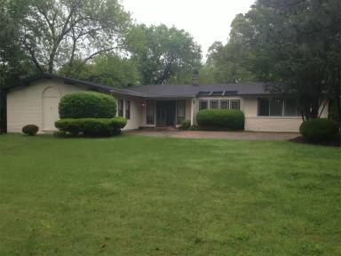 Main picture of 2435 Winchester Rd