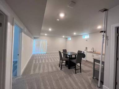 Main picture of 9566 Sanger St