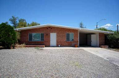 Main picture of 1241 E Lester St