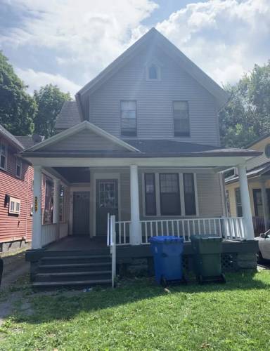 Main picture of 239 Hamilton St.