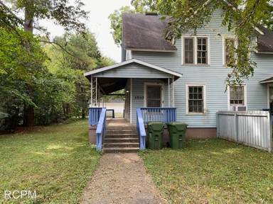 Main picture of 3510 Alpine St SW