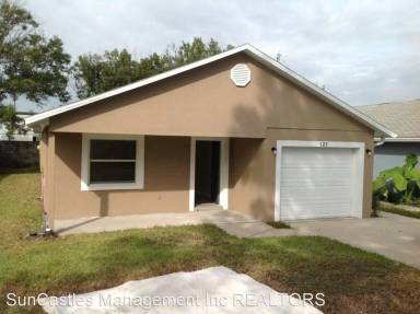 Main picture of 131 Cypress St