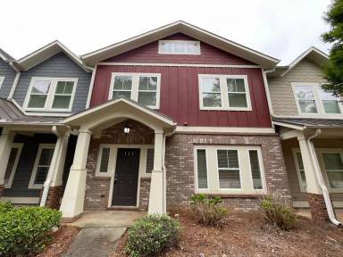 Main picture of 125 Hobson Ave