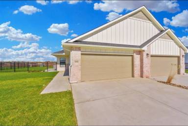 Main picture of 2275 S Spring Hill Ct