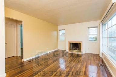 Main picture of 7905 N Emerald Ave