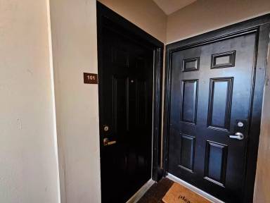 Main picture of 1030 Parkside Ave