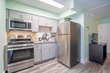 Main picture of Gateway Scottsdale Apartments