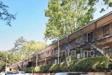 Main picture of Lenox Hills Apartments