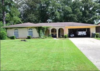 Main picture of 402 Janice St