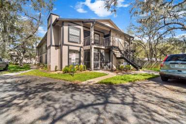 Main picture of 4032 Tumble Wood Trl