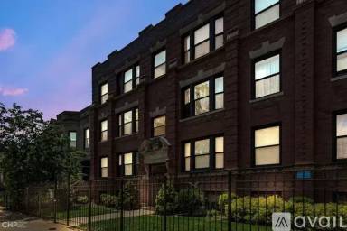 Main picture of 4228 S Champlain Ave