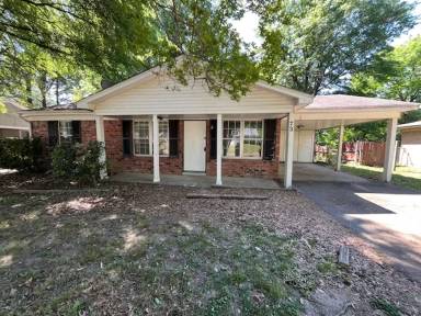 Main picture of 109 Torbrook Cv