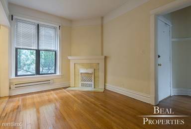 Main picture of 428-438 W Belden Ave