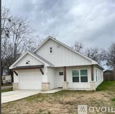Main picture of 836 Gibbard Ave