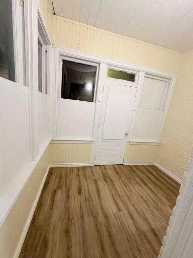 Main picture of 1438 W Turner St