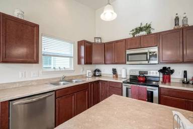 Main picture of 2907 Dillon Dr