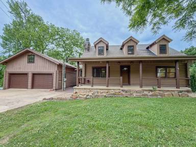Main picture of 2414 Briggs Ave