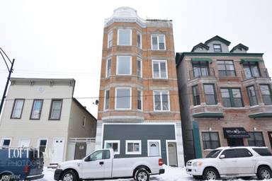 Main picture of 1946 S Racine Ave