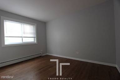 Main picture of 1040 W Hollywood Ave Apartments