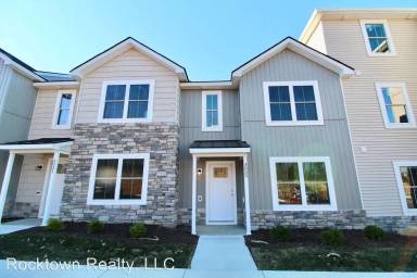 Main picture of 3015 Locust Grove Ct