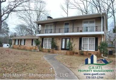 Main picture of 4525 N Peachtree Rd