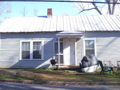 Main picture of 243 Georgia Dr