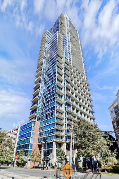 Main picture of The VUE Charlotte On 5th