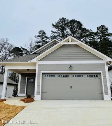 Main picture of The Cottages on Weaver Ave